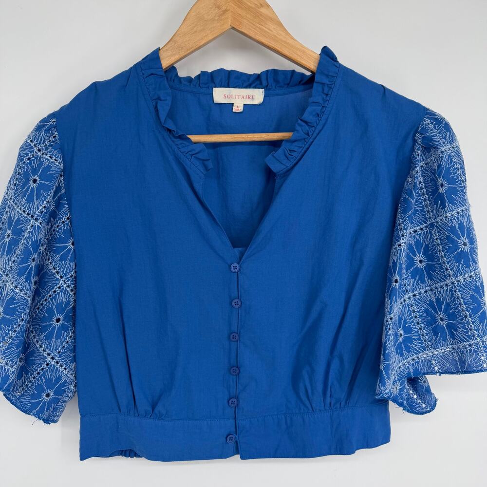Solitaire Top Women Large Lace Embroidered Flutter Sleeve Cropped Feminine Blue